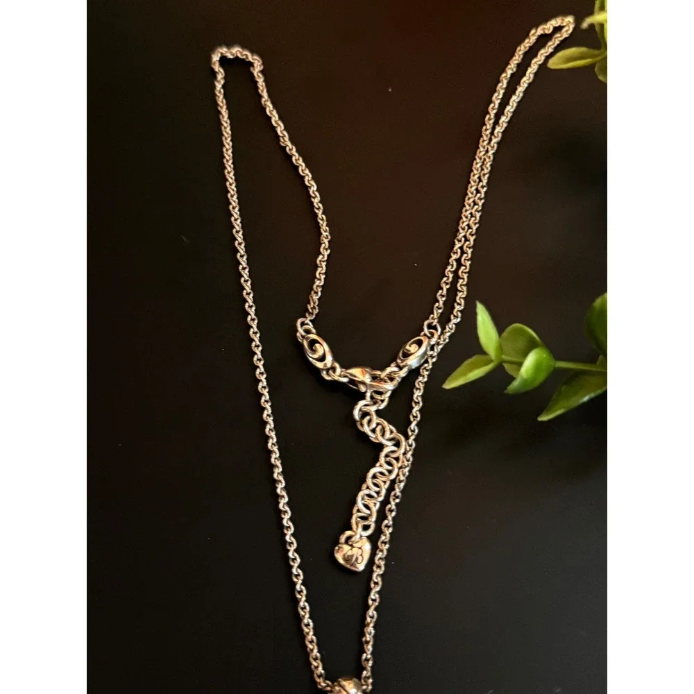 Brighton Silver Tone‎ Scroll Quatrefoil Pendant Necklace Adjustable 22-24 Inch